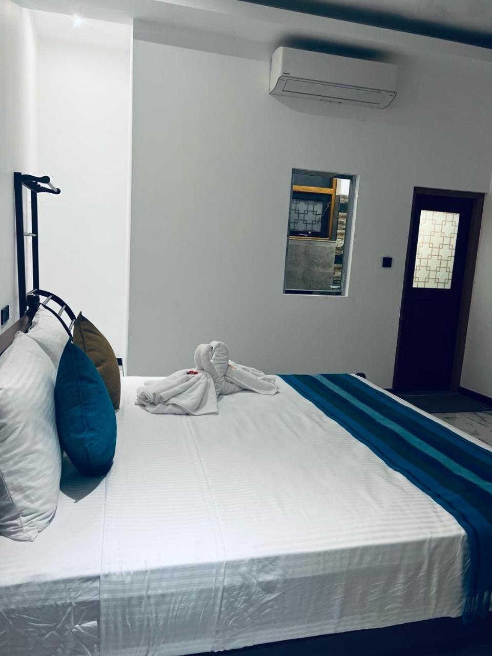 Mama'S Boutique Beach Hotel 니곰보 외부 사진